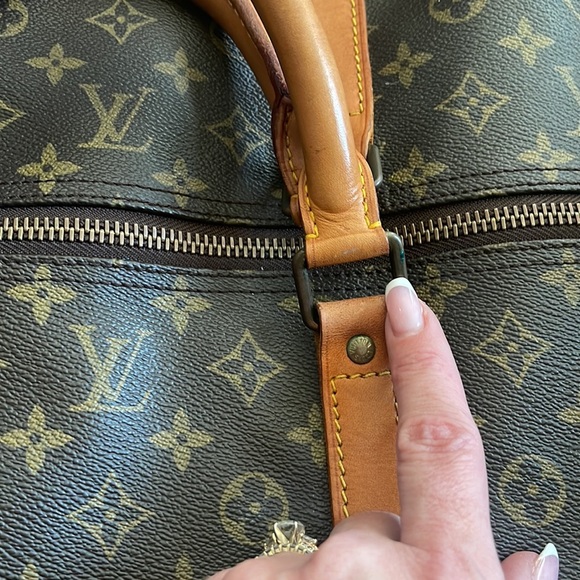 Authentic Louis Vuitton Keepall 60 - Picture 10 of 16